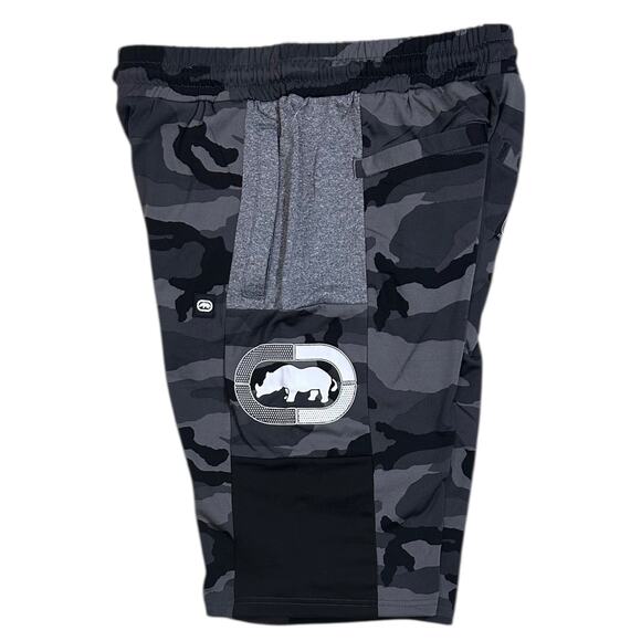 Ecko Unltd Men's Street Camo Activewear Shorts - Picture 2 of 3